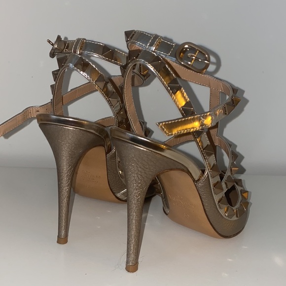 Metallic Champagne Valentino Rockstud Caged Pumps - Picture 4 of 6
